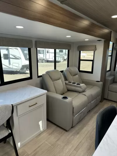 New 2026 Forest River Vibe 2800RL — photo 15